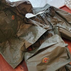 Vintage stearns 2 piece rainsuit